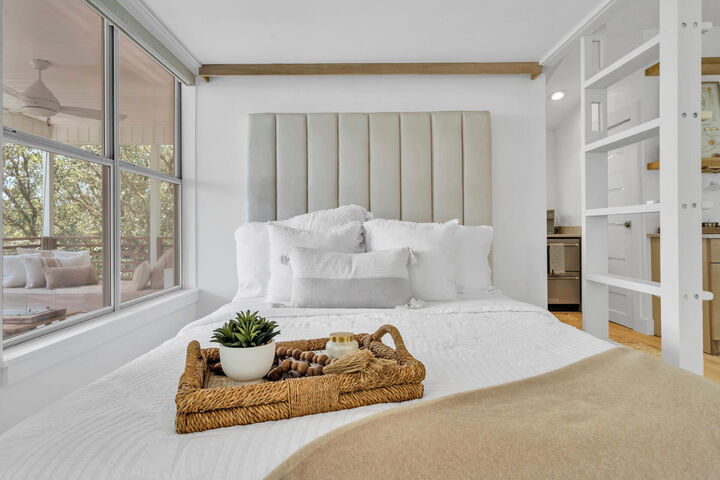 Property Photo:  6296 W County Highway 30A  FL 32459 