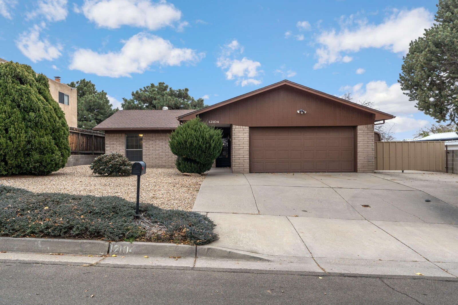Property Photo:  12104 Phoenix Avenue NE  NM 87112 