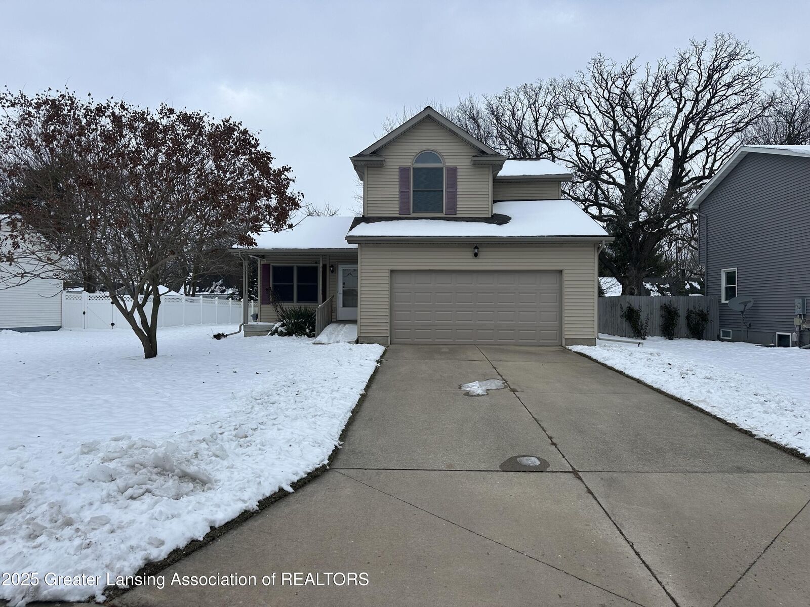 Property Photo:  1150 Porter Drive  MI 48813 