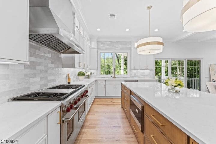 Property Photo:  13 Harding Pl  NJ 07039 