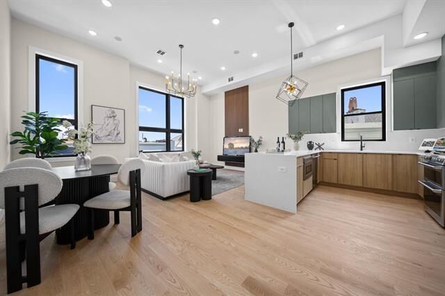 Property Photo:  27 Graham St 2  NJ 07307 