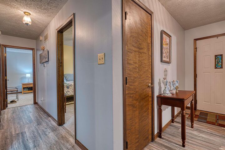 Property Photo: 7516 E Blackford Avenue IN 47715