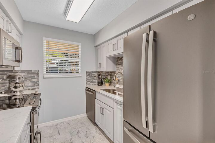 Property Photo: 4876 Tangerine Avenue 4876 FL 32792