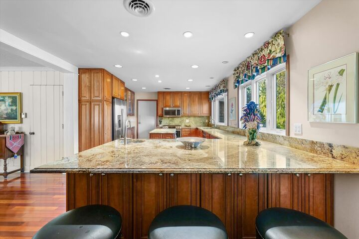 Property Photo: 22 Greencroft Drive IL 61821