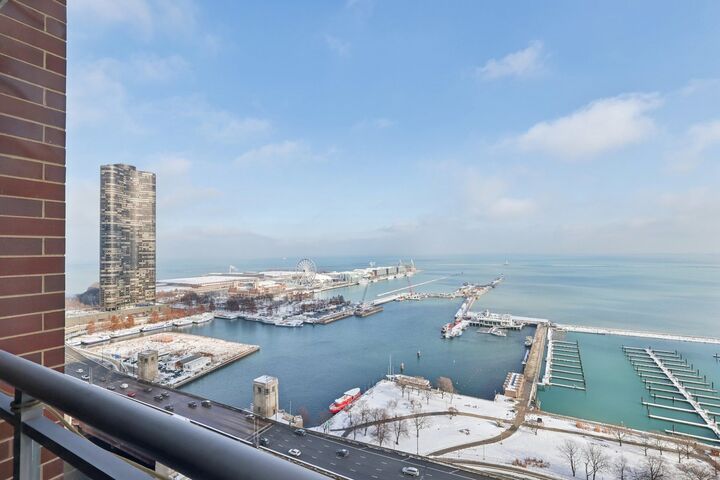 Property Photo:  450 E Waterside Drive 2103  IL 60601 