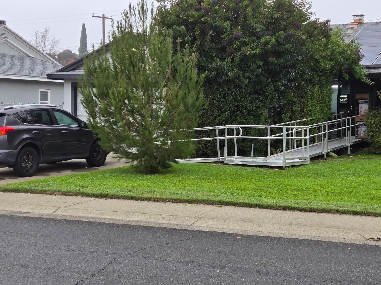 Property Photo: 619 SE Norgard Court CA 95833