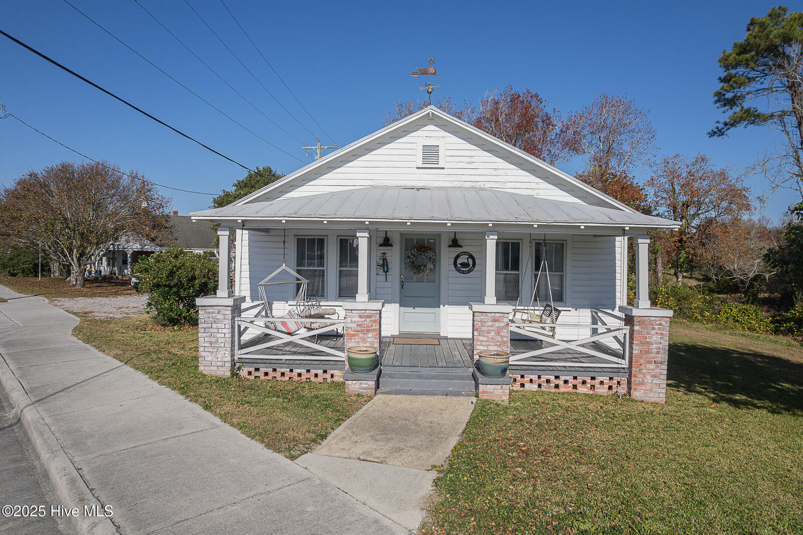 Property Photo: 520 W Corbett Avenue NC 28584
