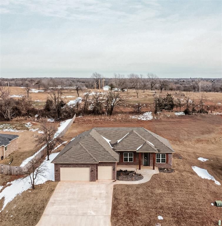 Property Photo:  11370 Blue Heron Creek  OK 73044 