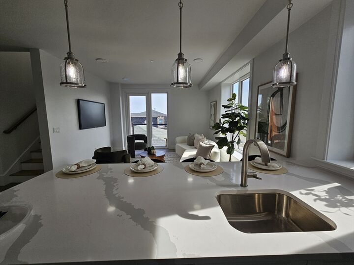 Property Photo:  64 Alpine St 304  MA 02119 