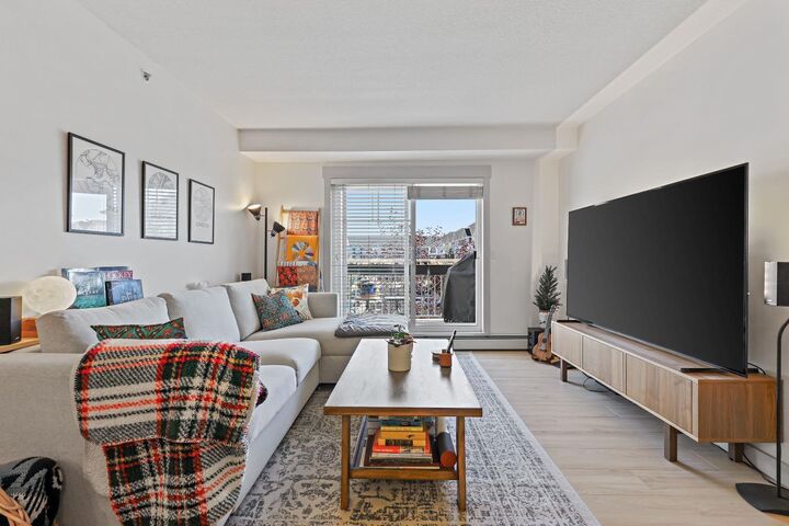 Property Photo:  155 Skyview Ranch Way NE 5312  AB T3N 0L5 