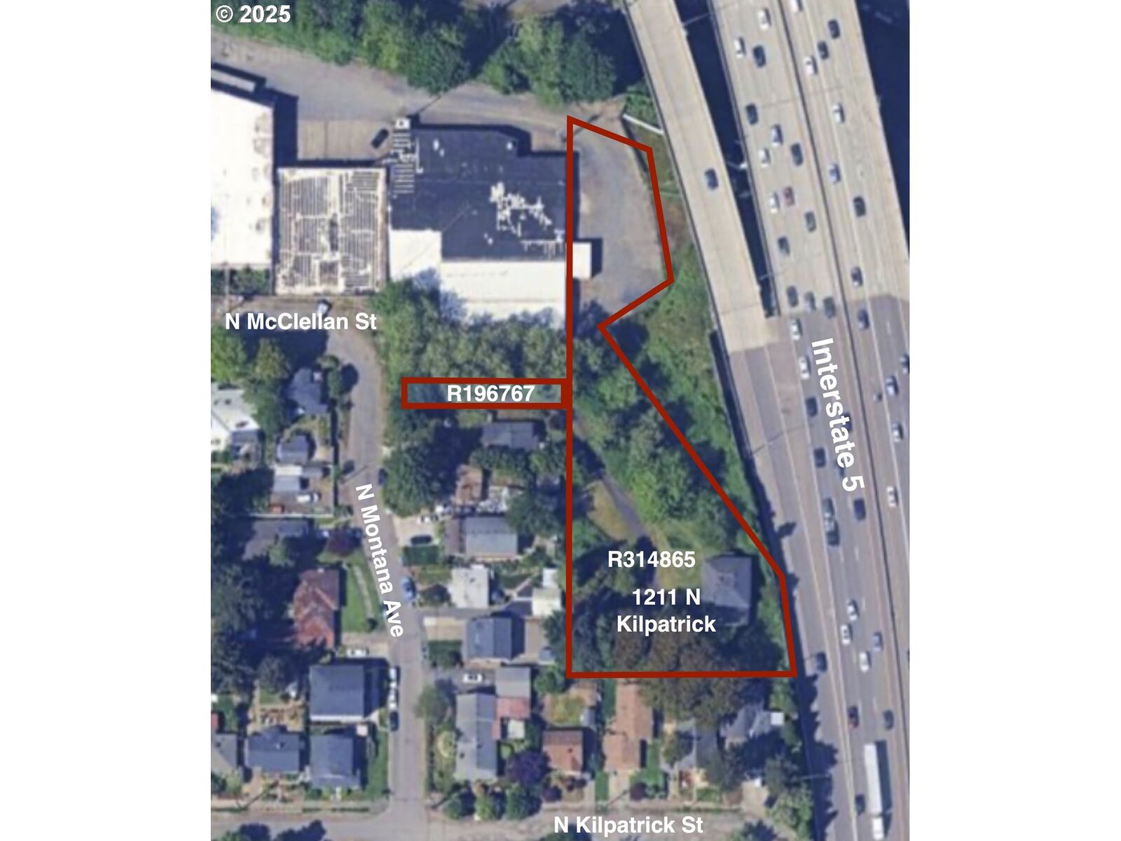 Property Photo: 1211 N Kilpatrick St OR 97217