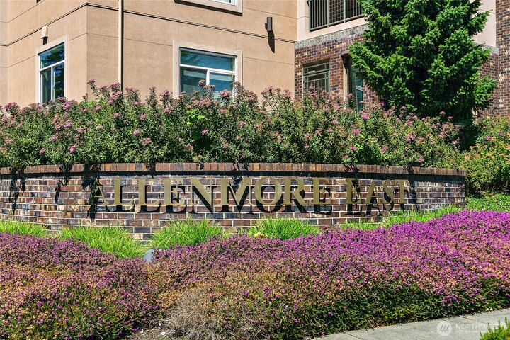 Property Photo:  2440 S Steele Street 205  WA 98405 