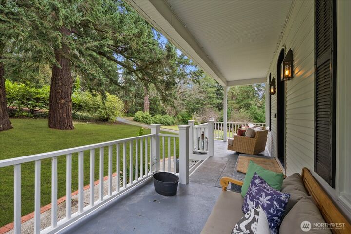Property Photo: 641 NW 175th Street WA 98177