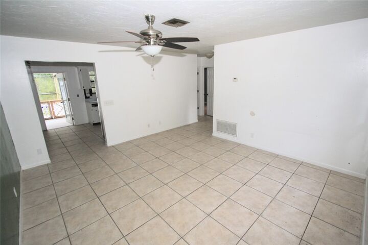 Property Photo: 660 42nd Court FL 32968