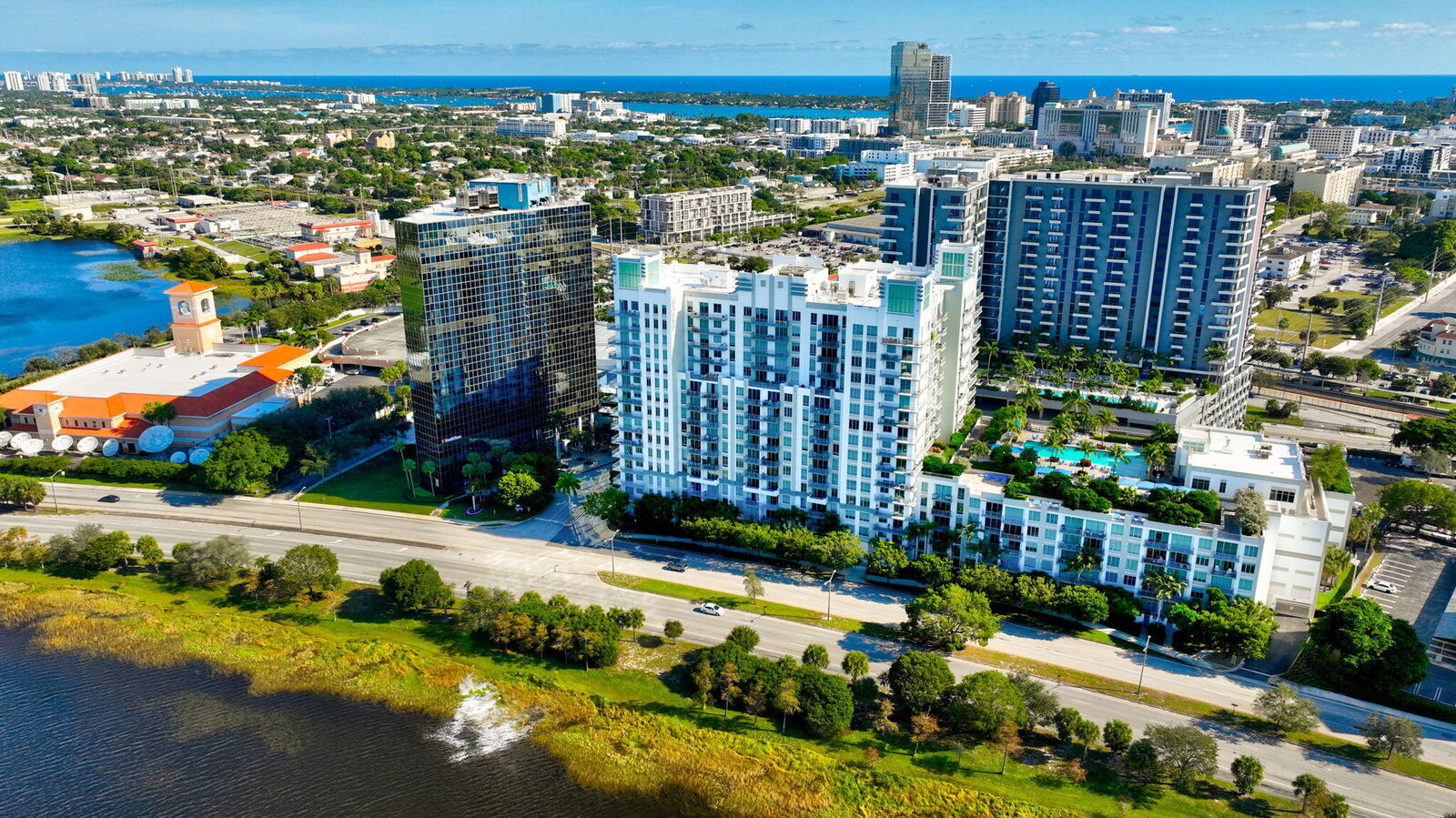 Property Photo: 300 S Australian Avenue 520 FL 33401