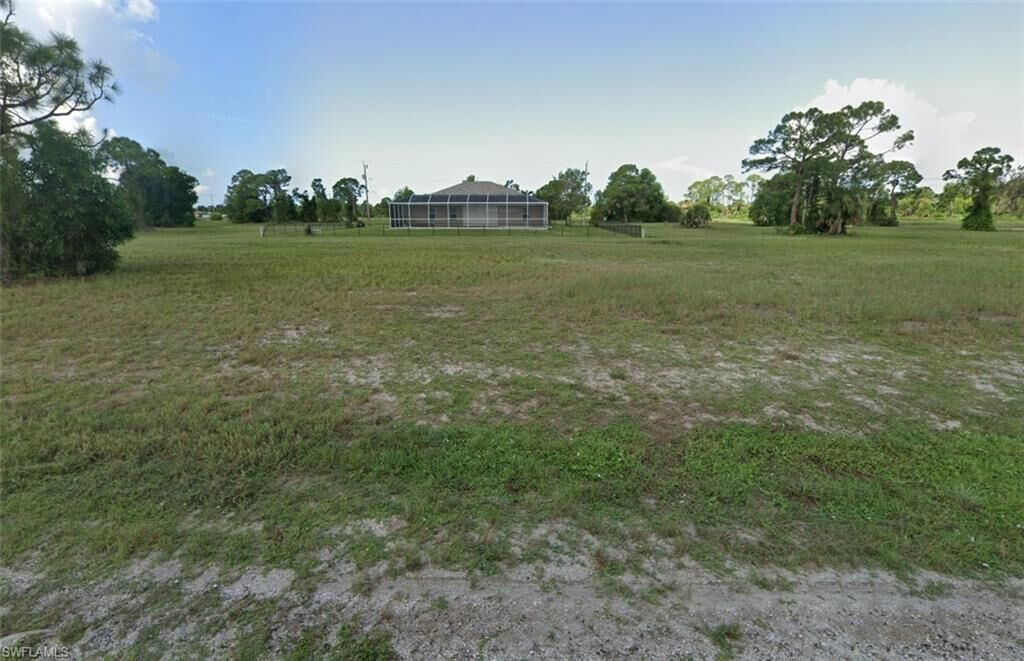 Property Photo: 4350 NW 34th Place FL 33993