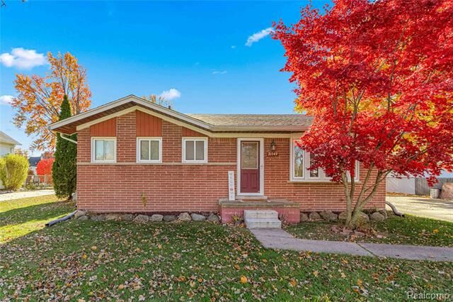 Property Photo:  31549 John Hauk Street  MI 48135 