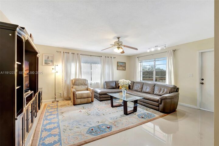 Property Photo: 1943 Monroe St 310D FL 33020