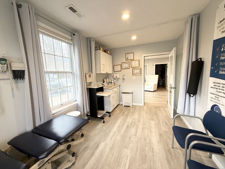 Property Photo: 212 New London Turnpike CT 06033