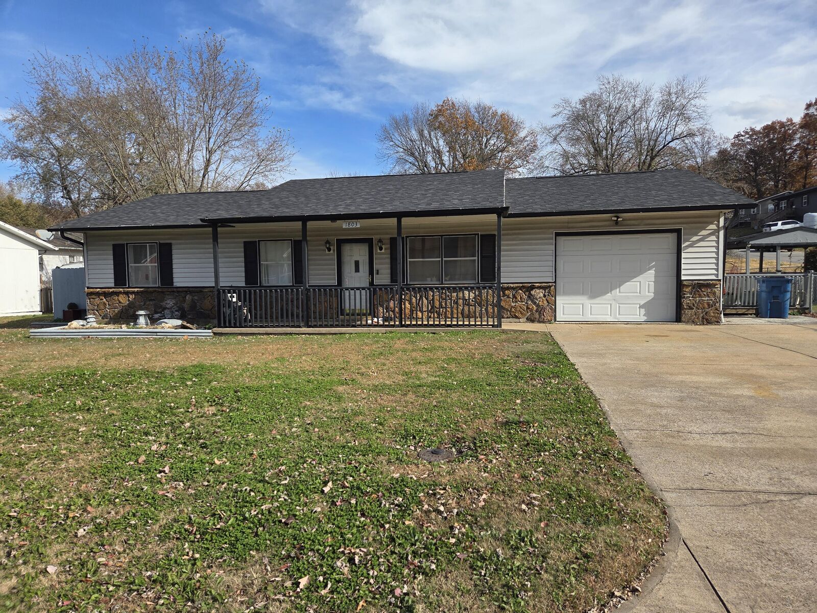 Property Photo:  1803 S Garland Douglas Drive  MO 64850 