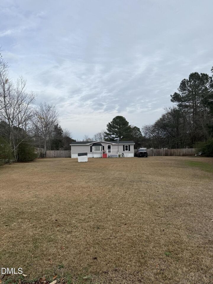 Property Photo: 5880 Kellys Landing Road NC 28306