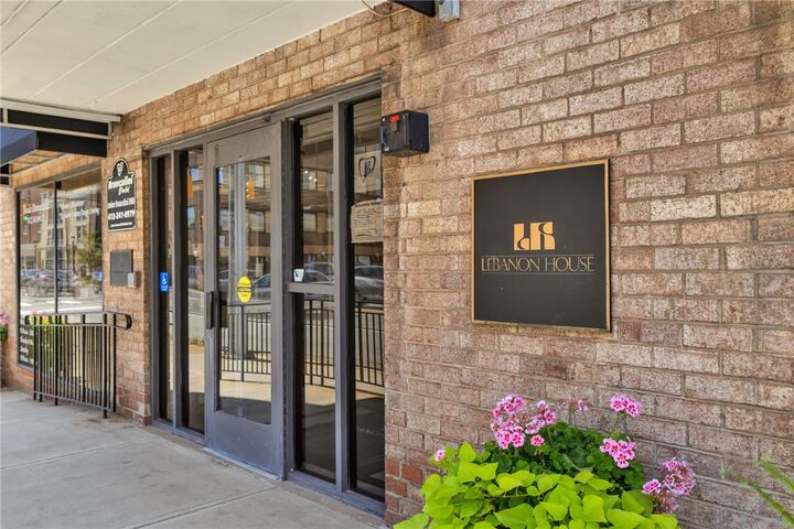 Property Photo: 520 Washington Road 301 PA 15228