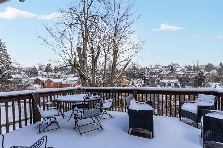 Property Photo: 2845 Glendale Ave PA 15227