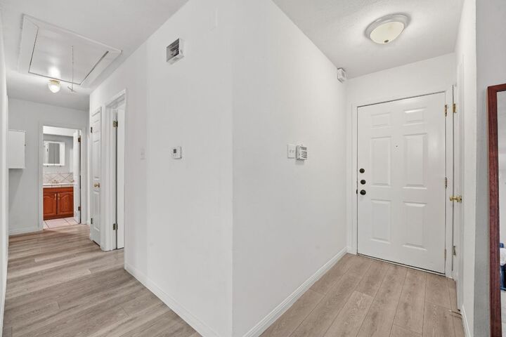 Property Photo: 5704 Hammermill Run TX 78744