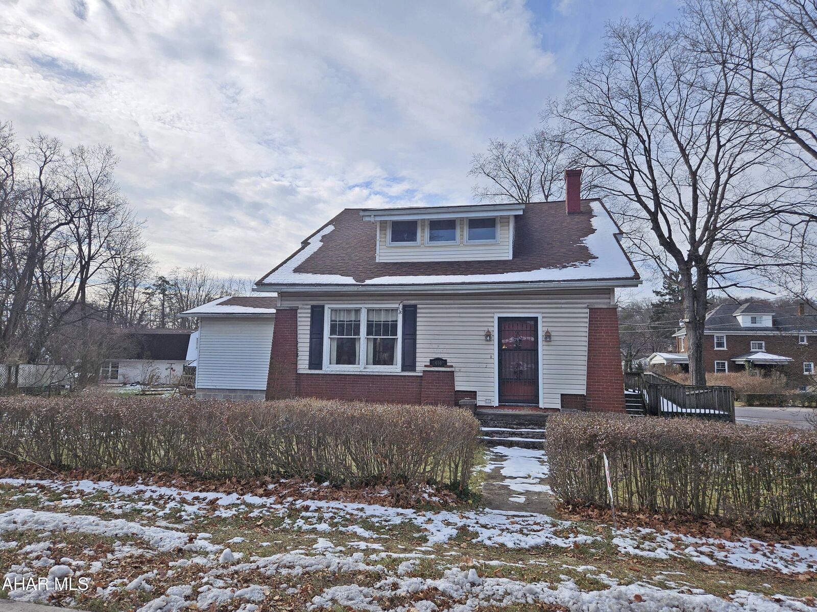 Property Photo: 400 Logan Boulevard PA 16602