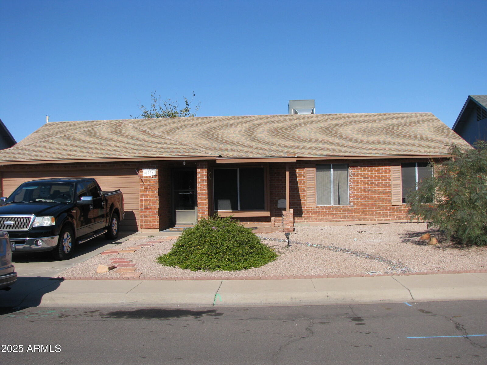 Property Photo: 8736 W Michelle Drive AZ 85382