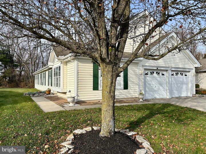 Property Photo: 46 Maple Leaf Circle NJ 08080
