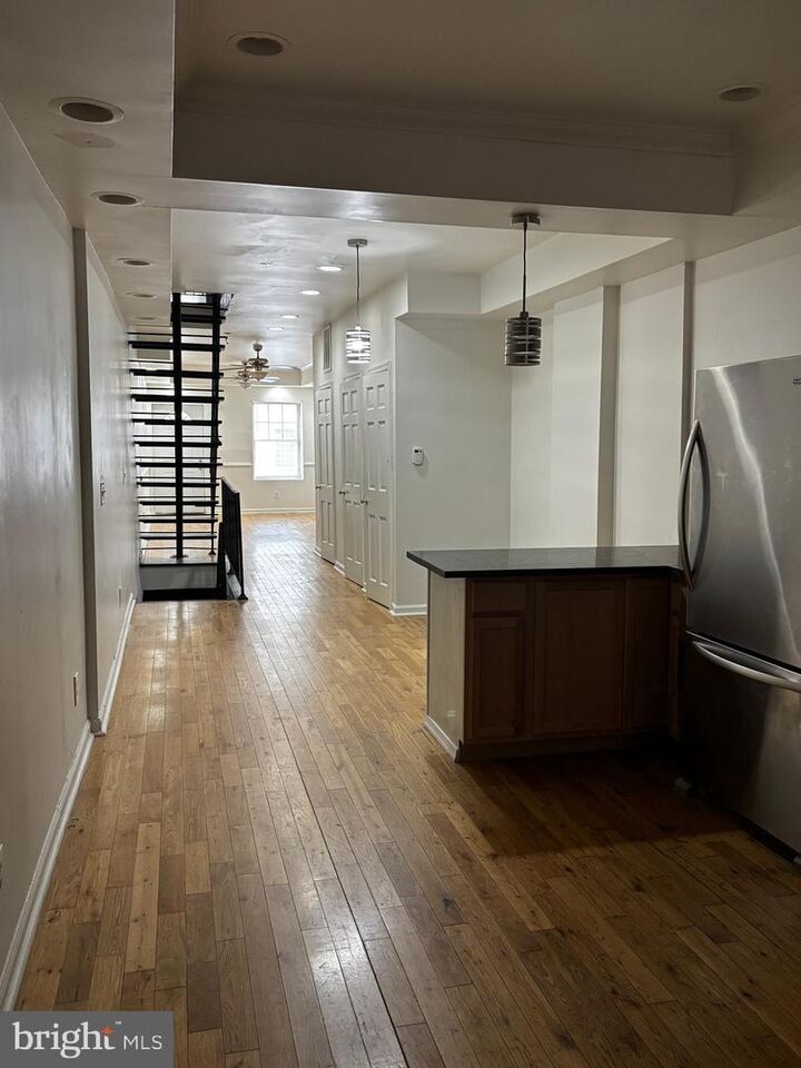 Property Photo: 1307 W Ostend Street MD 21223