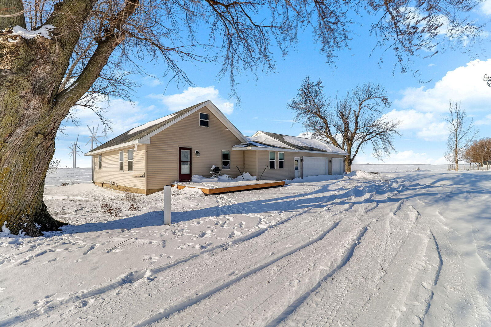 Property Photo: 31430 County Highway S27 IA 50102