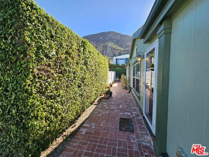Property Photo:  16 Gitana Ave  CA 93012 