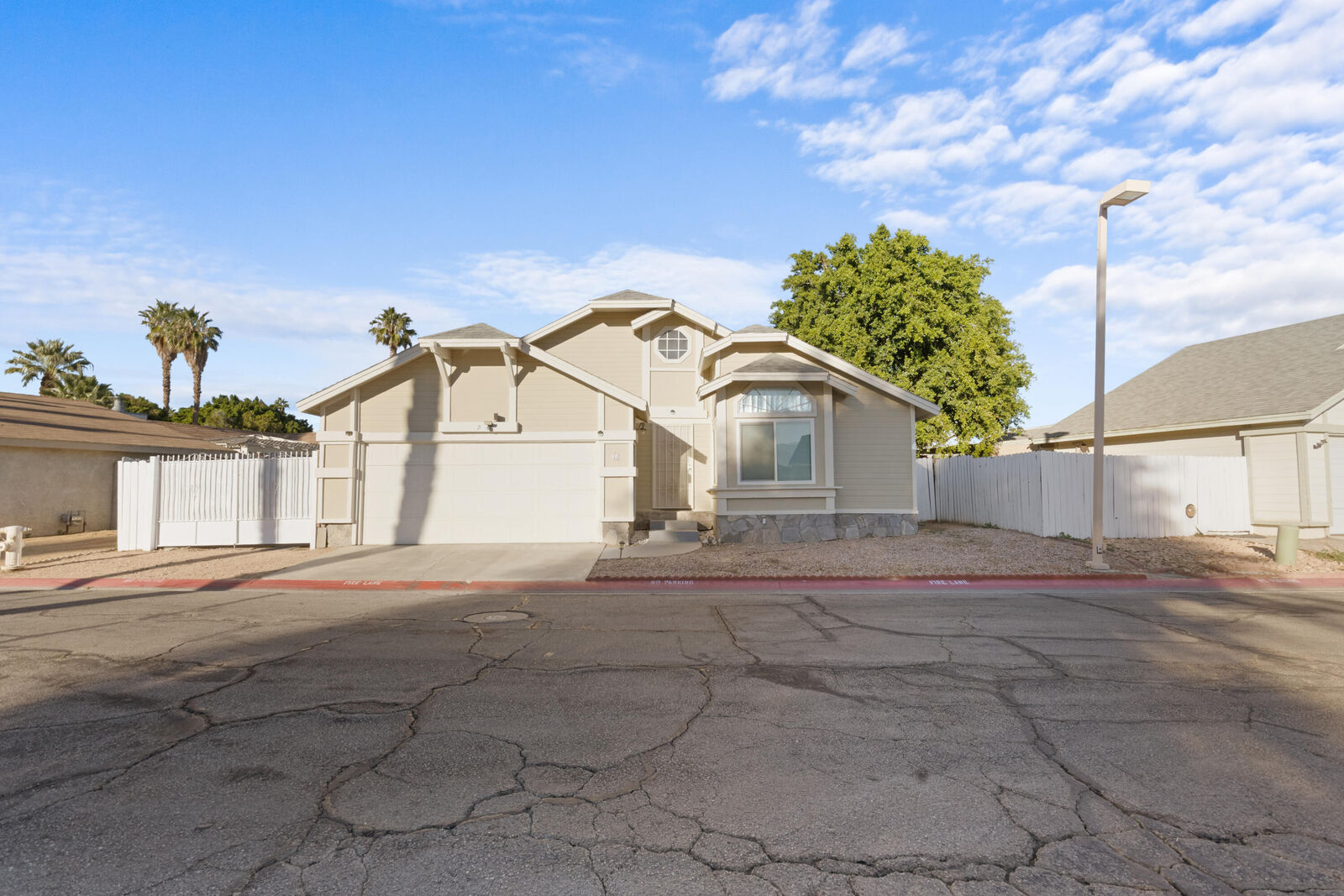 Property Photo:  47800 Madison Street 44  CA 92201 