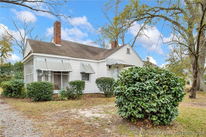 Property Photo:  1591 S Creek Road  NC 28369 