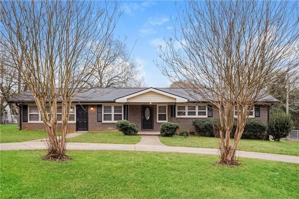 Property Photo:  1260 S Hicks Circle NW  GA 30012 