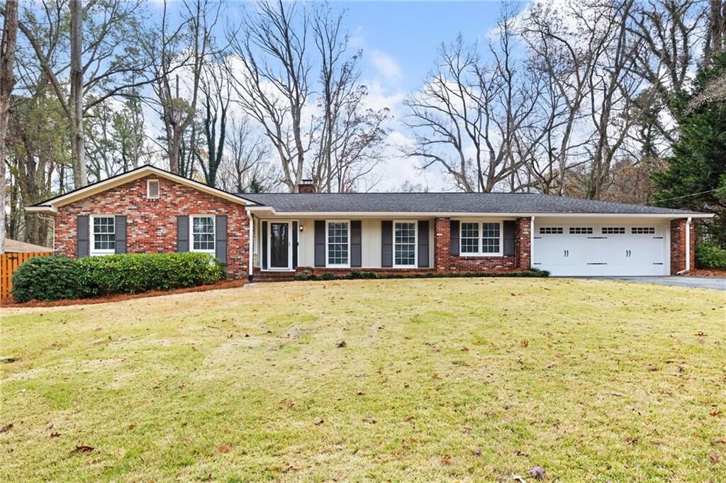 Property Photo:  2017 Pine Hill Circle NW  GA 30144 