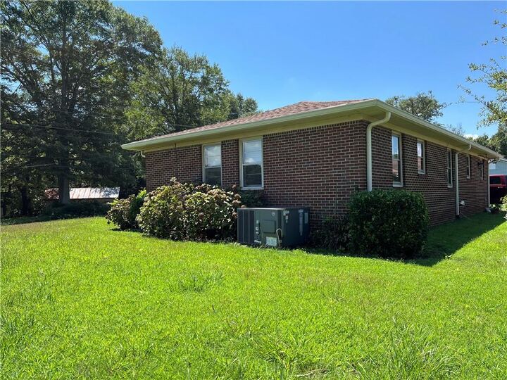 Property Photo: 1496 Railroad Avenue GA 30518