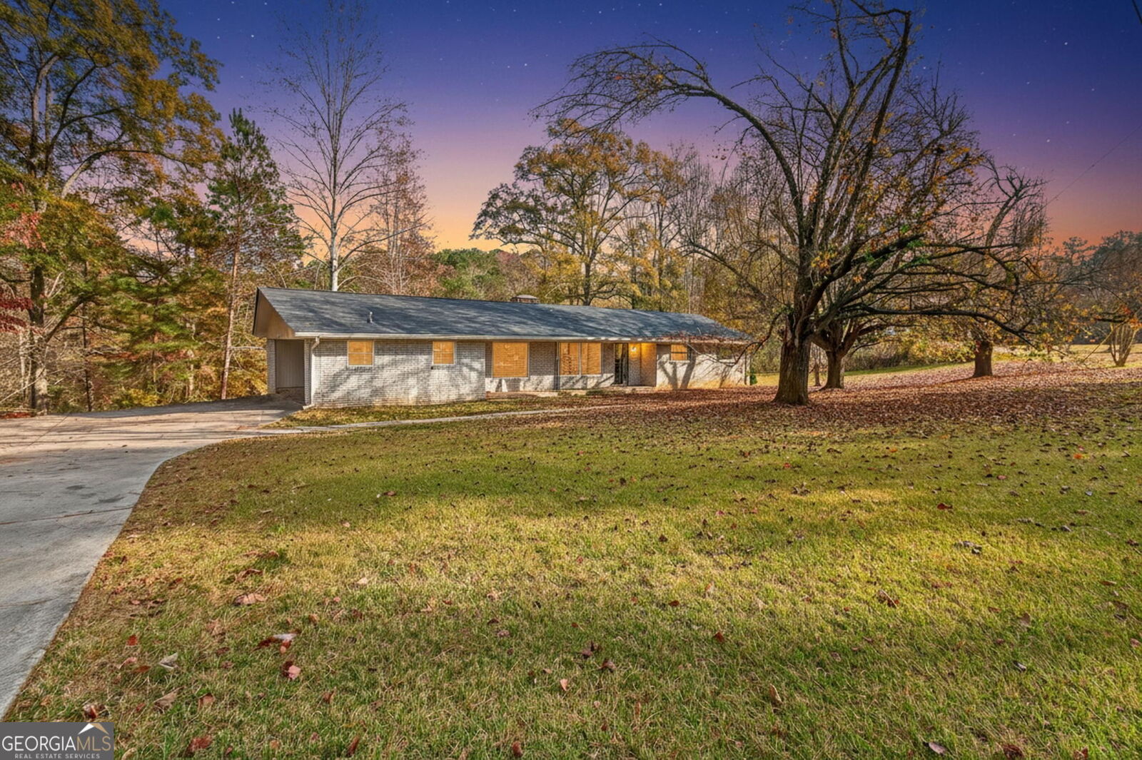 Property Photo:  3150 Stonewall Tell Road  GA 30349 
