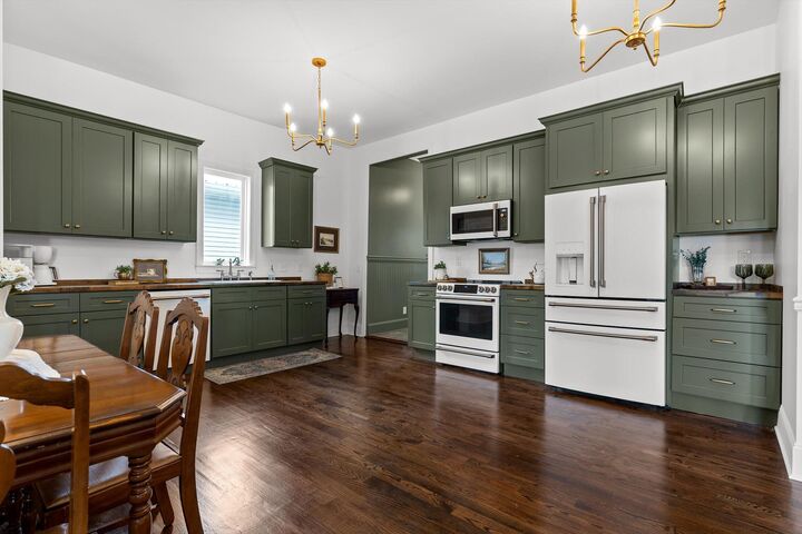 Property Photo:  1403 Bailey Avenue  TN 37404 