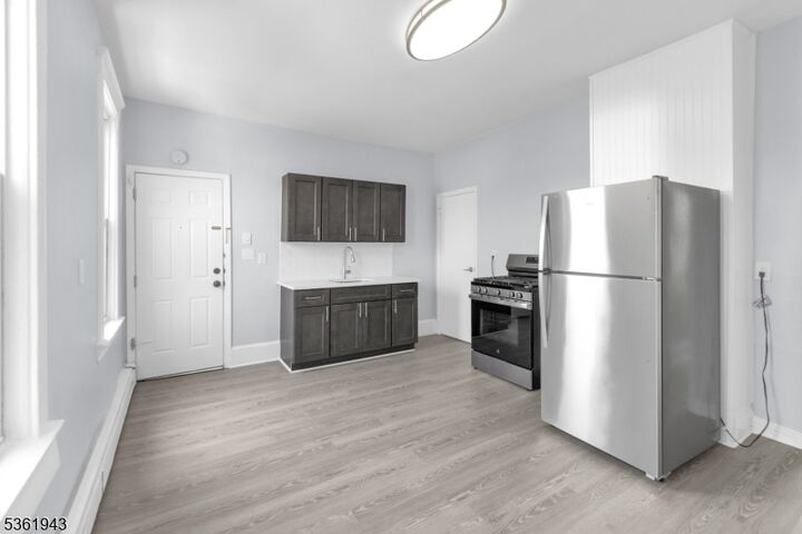 Property Photo:  215 Delaware St 6  NJ 07206 