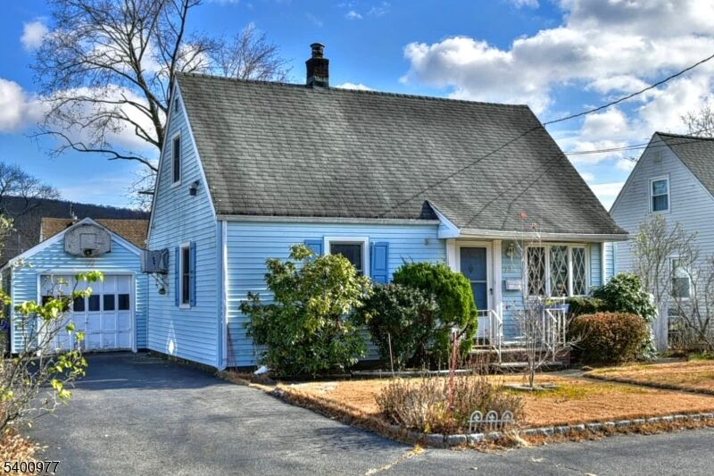 Property Photo: 72 Burnside Pl NJ 07420
