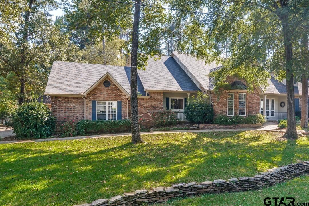 Property Photo: 1624 Meadowlark Lane TX 75771