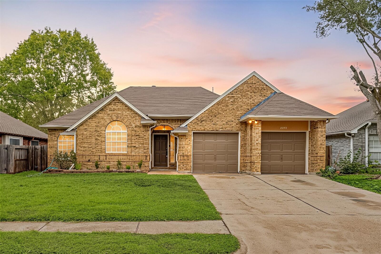 Property Photo:  13735 Sablegarden Lane  TX 77014 