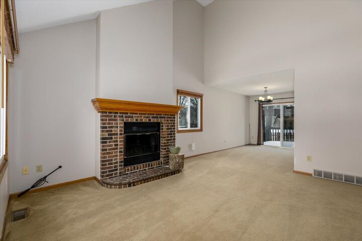 Property Photo: 5317 Pommel Place IA 50266