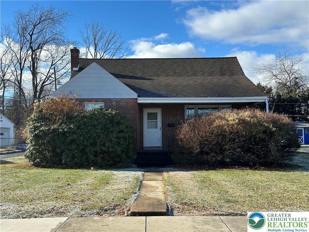 Property Photo: 2348 S Church Street PA 18103