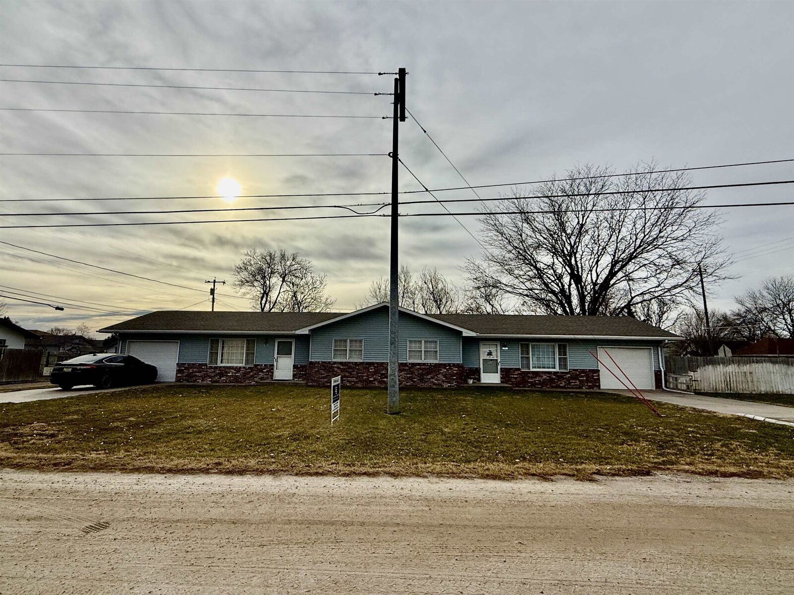 Property Photo:  1002-1004 E G  NE 69101 