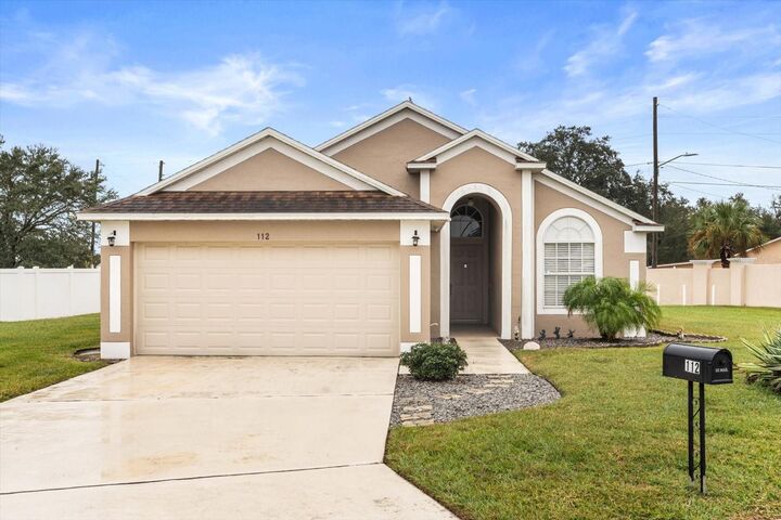 Property Photo: 112 Royal Ridge Drive FL 33837