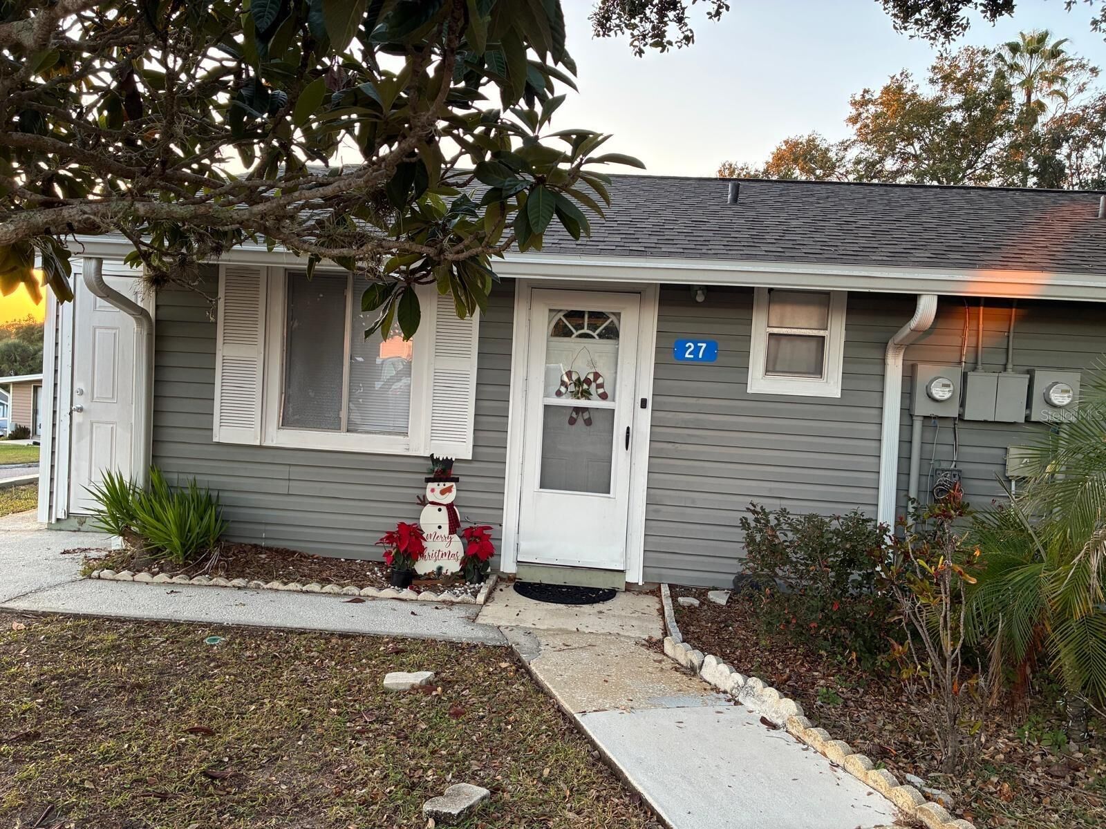 Property Photo:  10301 US Highway 27  FL 34711 